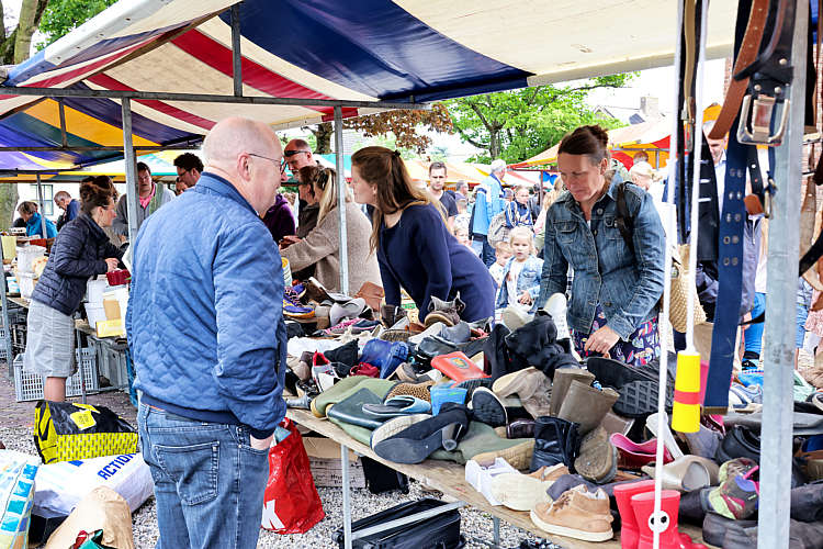 Rommelmarkt 2022 Waarder_129